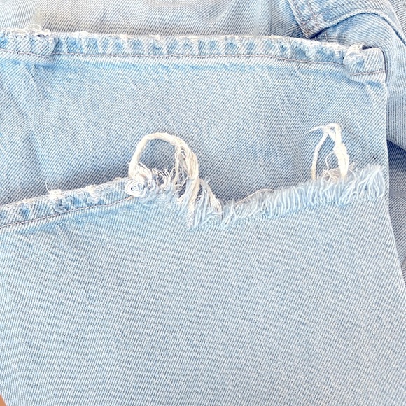American Eagle 90s Flare distressed jeans - Picture 6 of 9